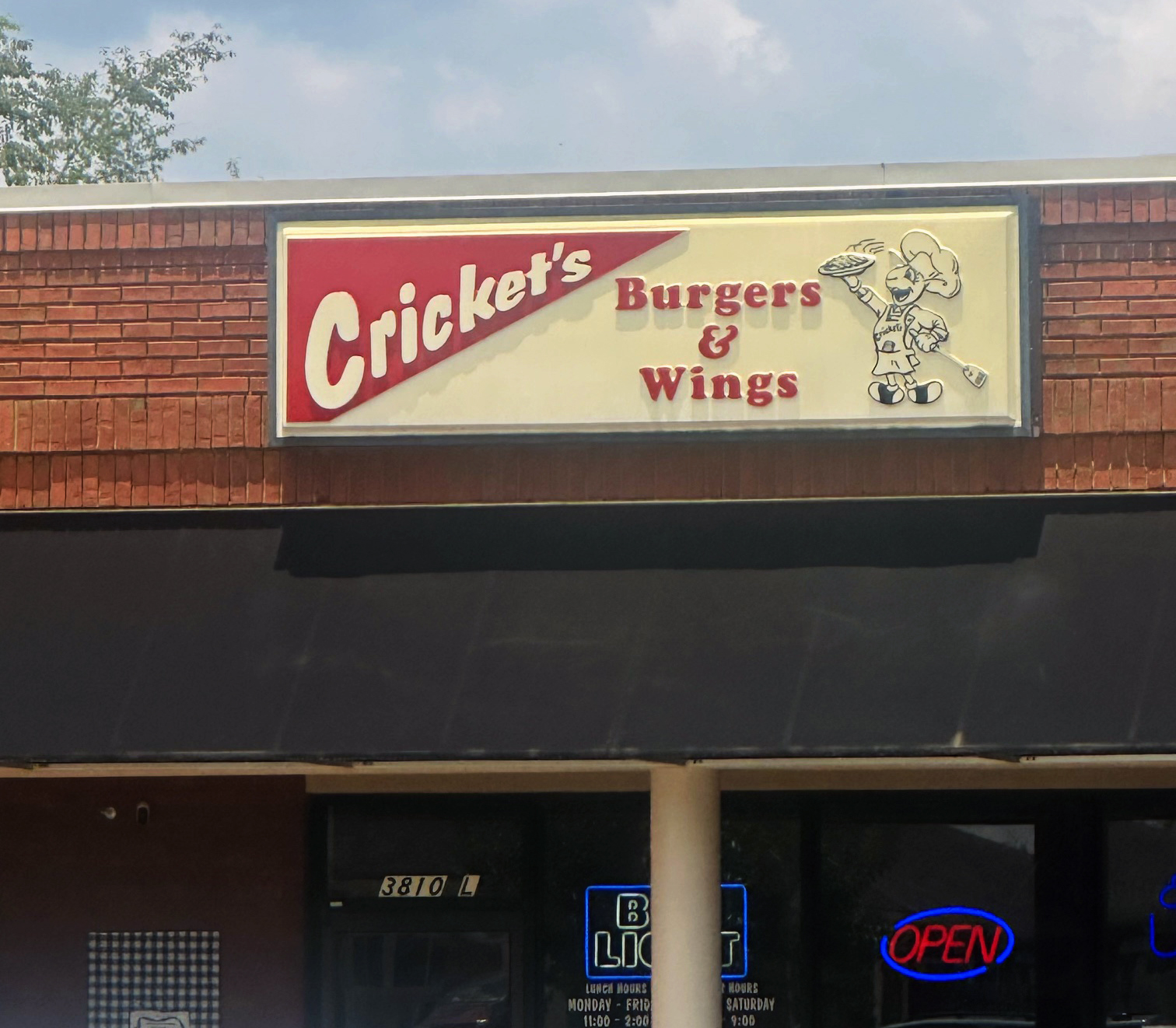 Cricket's Burgers & Wings